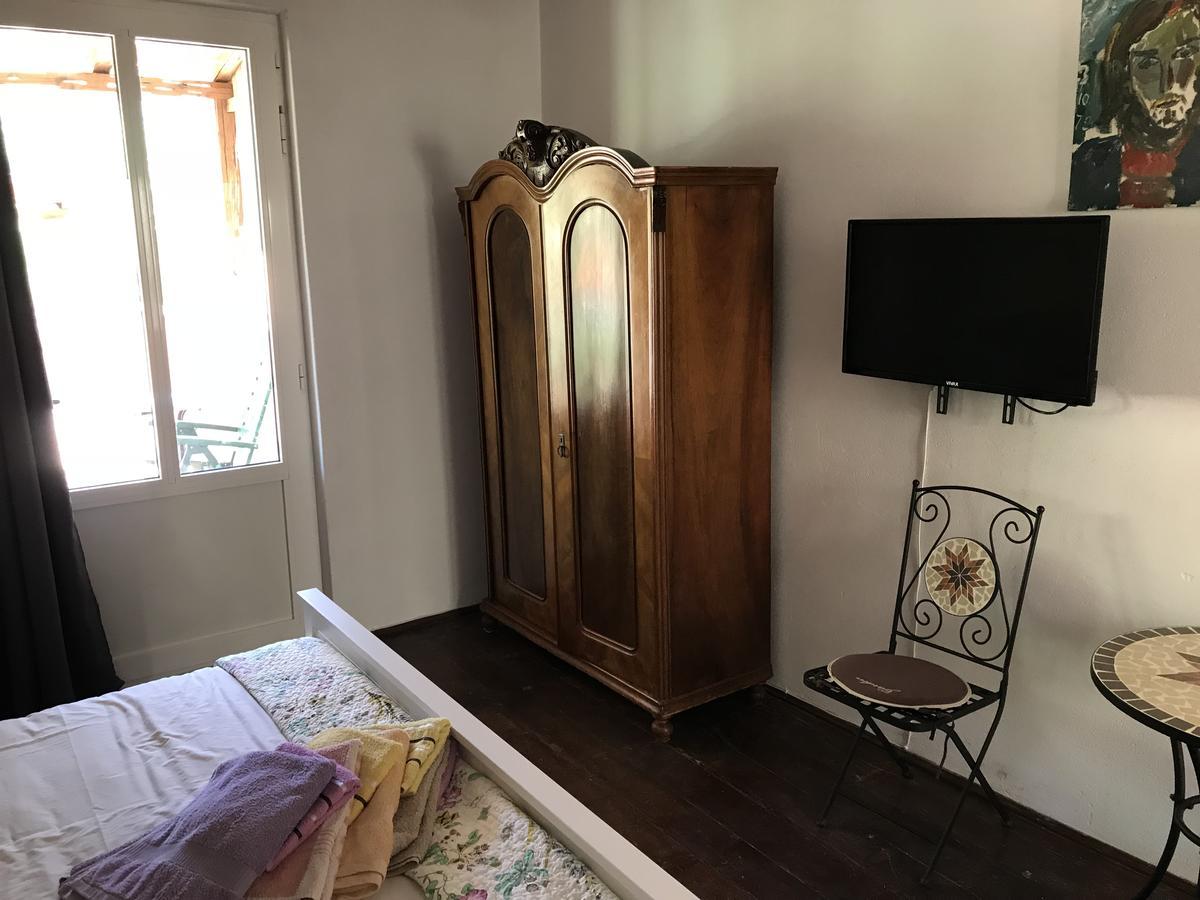 Hill House Marija Apartment คอมีชา ภายนอก รูปภาพ